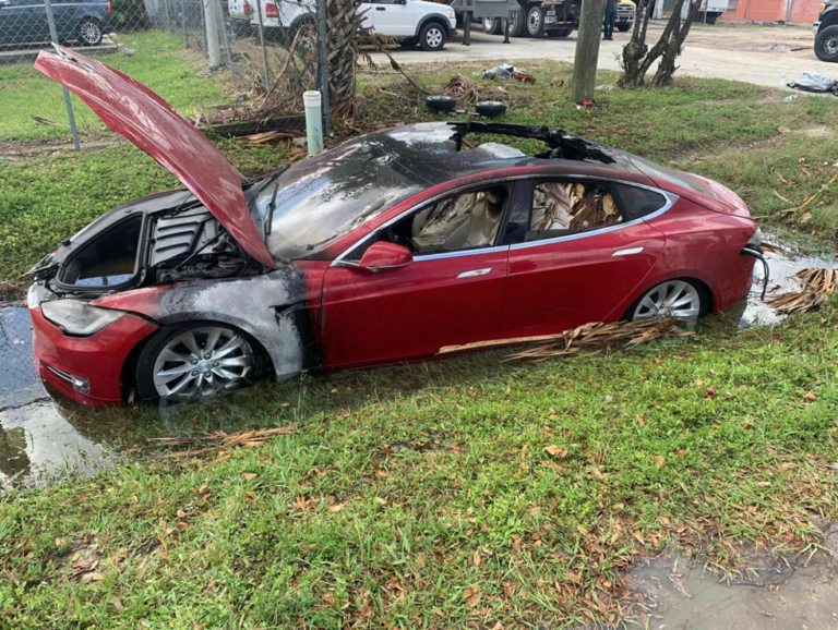 Electric Cars Keep Bursting Into Flames In Florida Electric Cars Keep Bursting Into Flames In Florida
